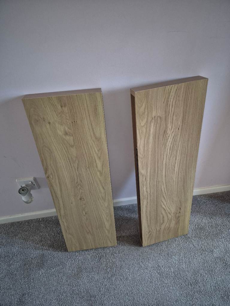 Floating shelves