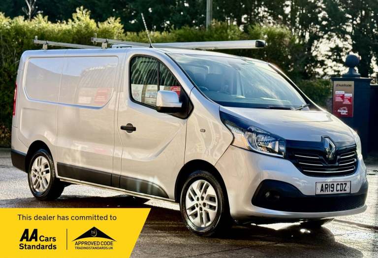 2019 Renault Trafic 1.6 dCi 27 Sport Nav SWB Standard Roof Euro 6 5dr Diesel