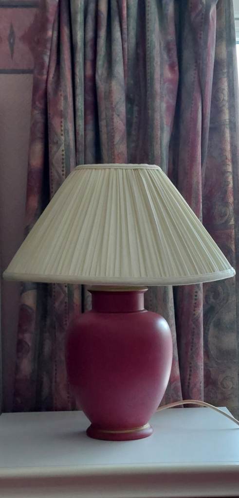 REDUCED- burgundy & cream electric table lamp standing 19 inches tall with a beautiful warm glow