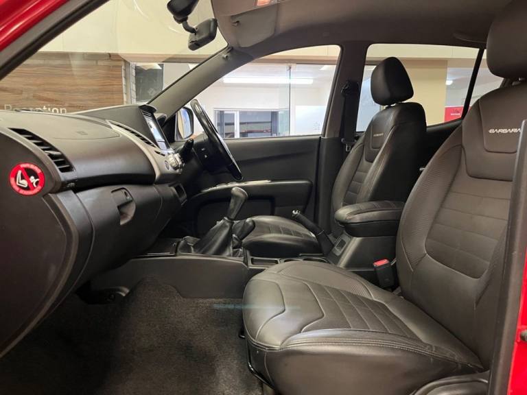 2014 Mitsubishi L200 2.5 DI-D Barbarian Pickup Double Cab 4dr Diesel Manual 4WD Euro 5 (LB) (175 ...