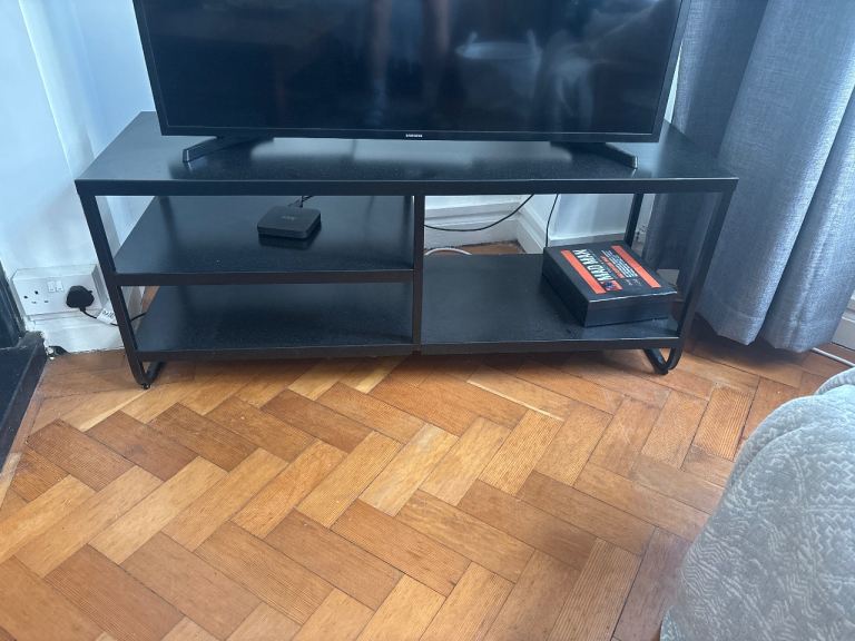 Black Metal TV Stand with Shelves – Great Condition