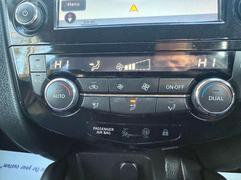 2017 Nissan Qashqai 1.5 Qashqai N-Connecta dCi 5dr SUV Diesel Manual