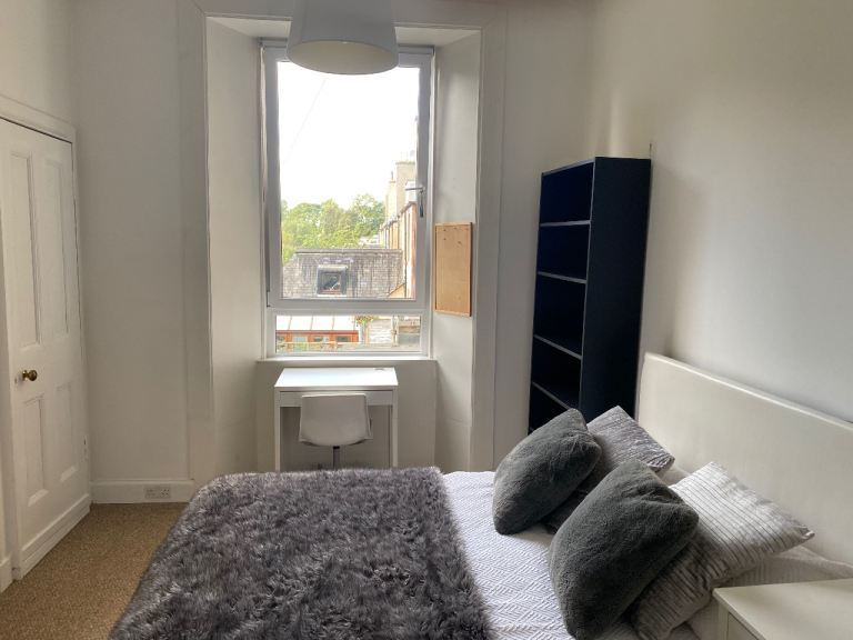 5 bedroom property in Morningside 