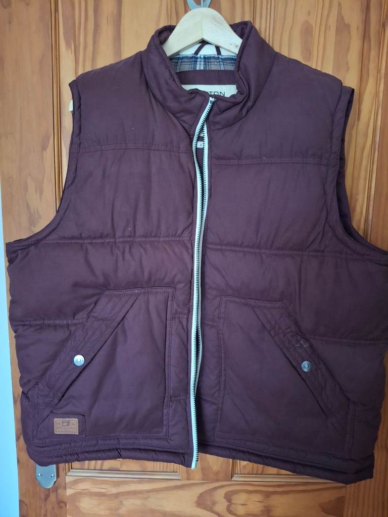 Mens XL padded gilet