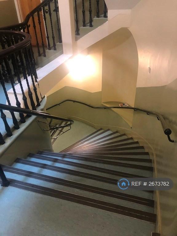 3 bedroom flat in Commercial Street, Dundee, DD1 (3 bed) (#2673782)