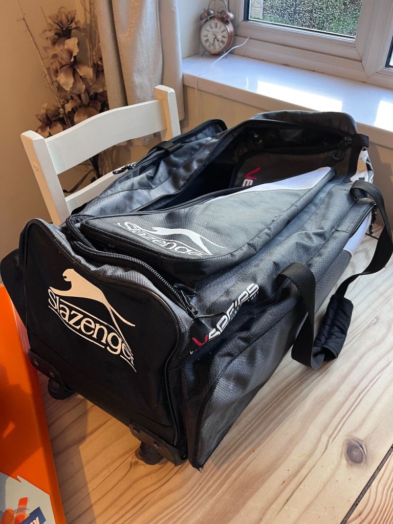 Complete cricket kit for beginners 