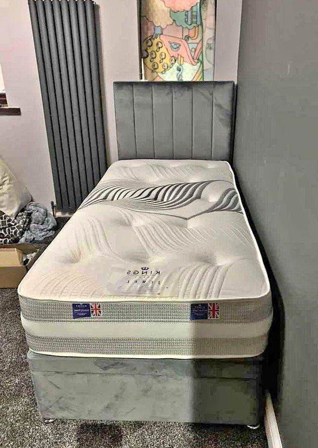 Massive SALE ~~ Single, Sm double, Double, King & Super King Size Divan beds with mattress ~~ COD