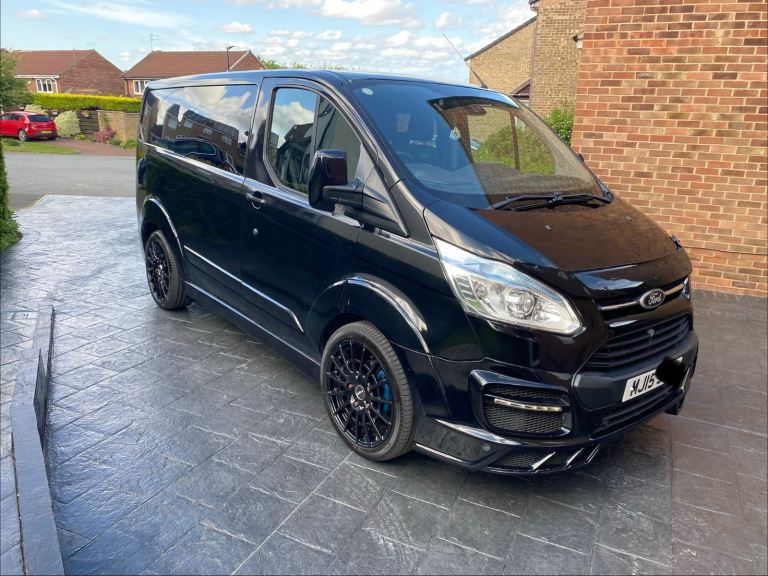 FORD TRANSIT CUSTOM CREW CAB VAN