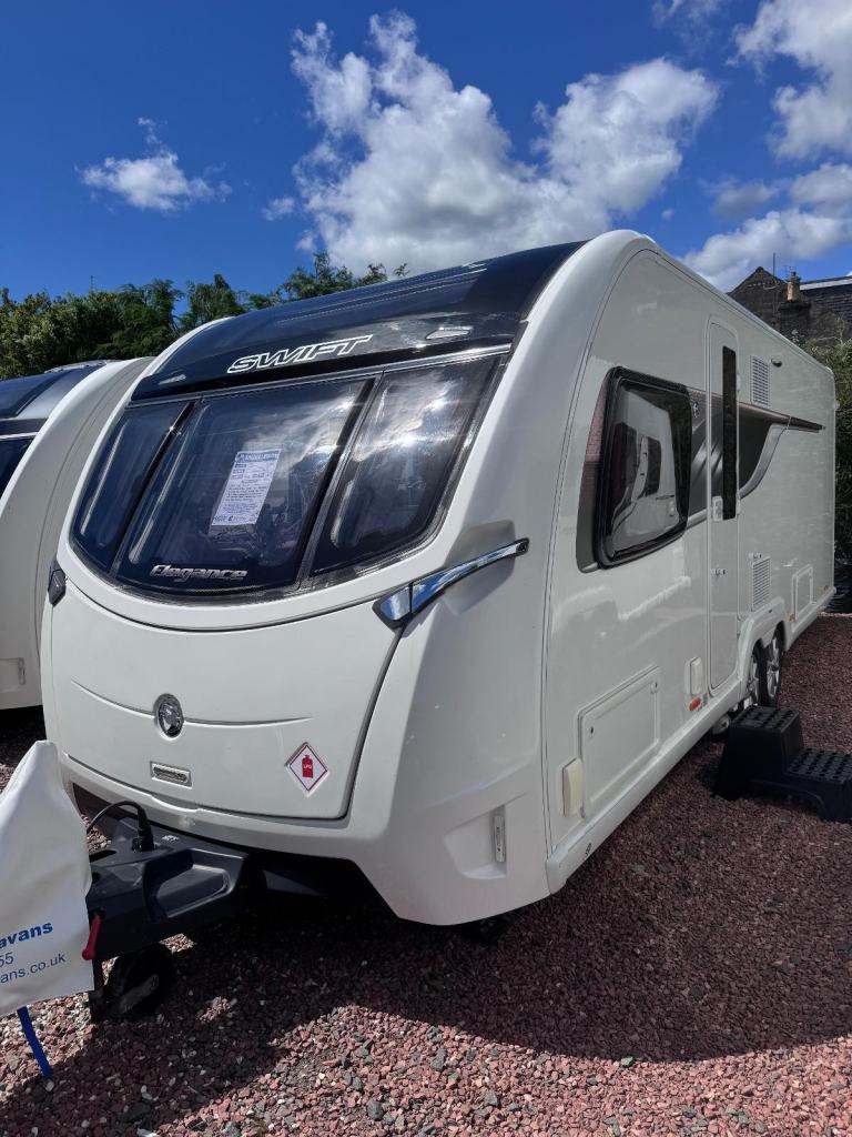 Swift Elegance 645, Yr.2018, Fixed Island Bed, quad movers