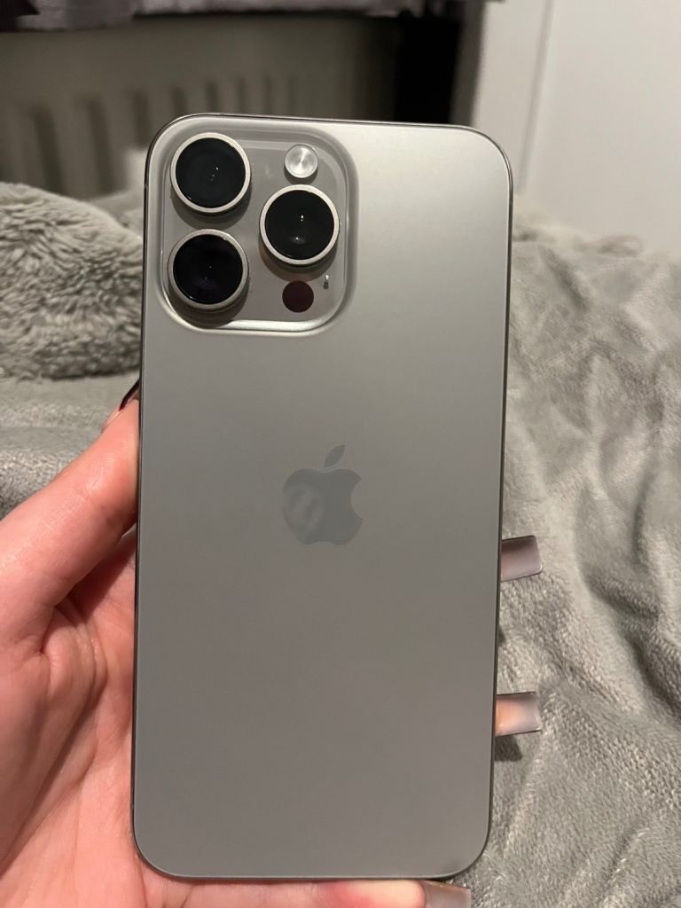 iphone 15 pro max 256GB 