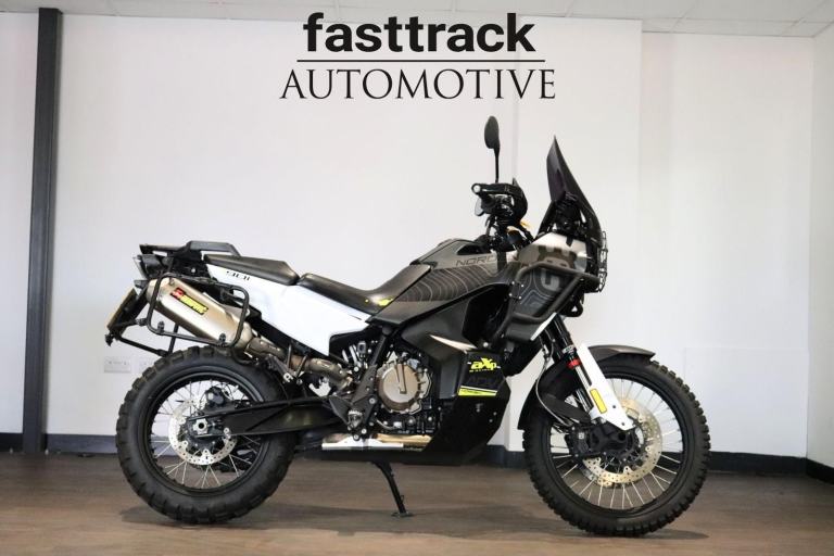 Husqvarna 901 NORDEN 2022 - FULLY LOADED WITH EXTRAS | AKRAPOVIC