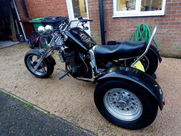 Custom Hardtail Trike – GSXR1100 – MOT May 2026 – £3,500