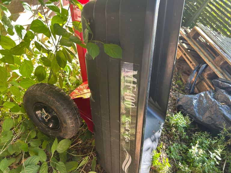 Ride on mower trailer 