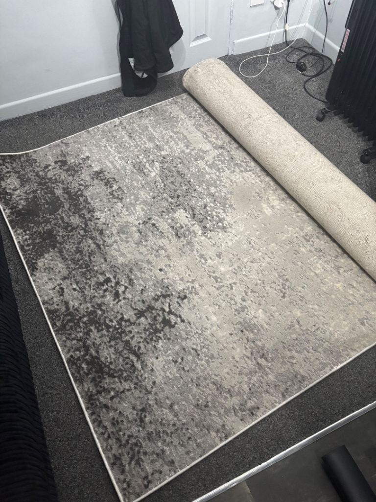 Rug 160x230cm  5Ft 2in x 7Ft 6in