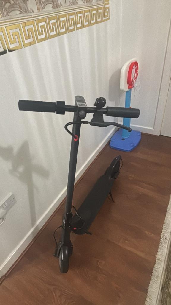 Black Electric Scooter – Good Condition