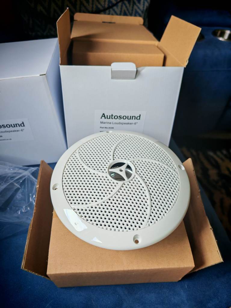 4xAutosound speakers 