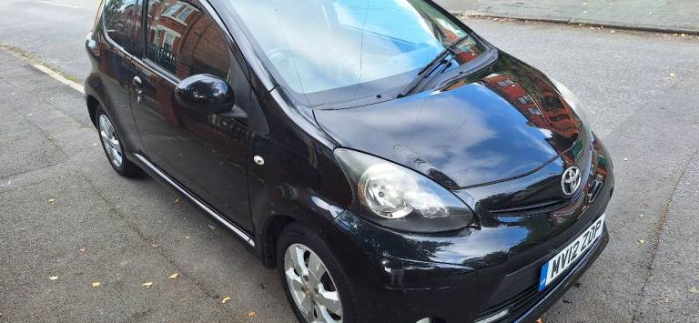 Toyota, AYGO, Hatchback, 2012, Manual, 998 (cc), 3 doors