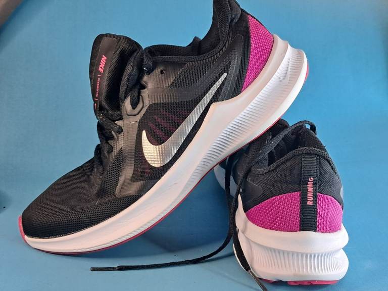 Very Good condition Nike Downshifter Women's Running Shoes Adult( Uk Size-7) 