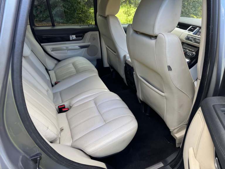 LAND ROVER RANGE ROVER SPORT 3.0 SD V6 HSE 2013