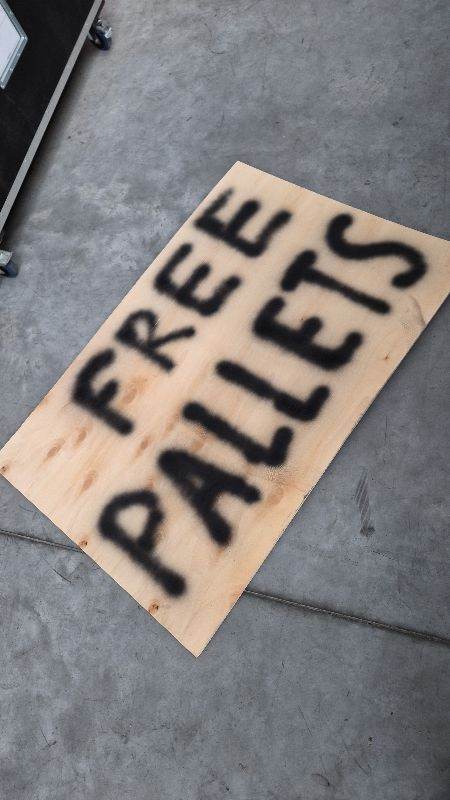 Free Pallets