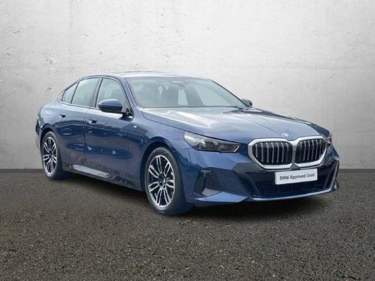 BMW 5 SERIES 520i M Sport 4dr Auto