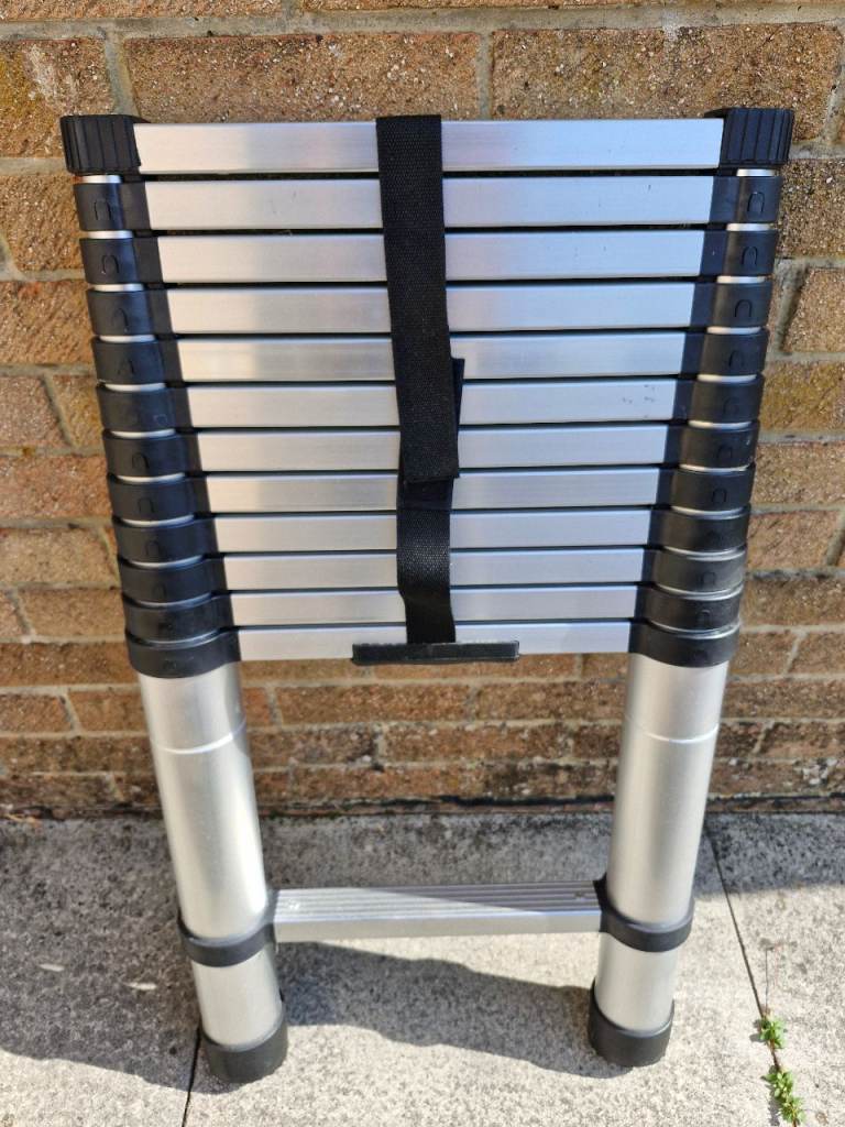 Telescopic Ladder 3.8m