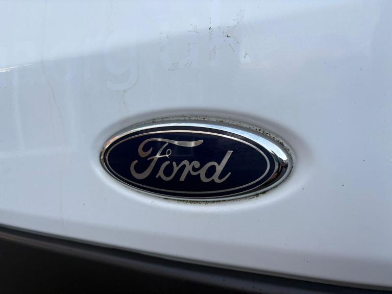 2017 Ford Transit 2.2 TDCi 125ps H2 15 Seater Trend NA DIESEL Manual