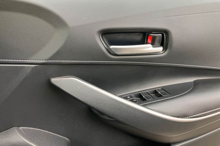 2022 Toyota Corolla 2.0 VVT-i Hybrid Trek 5dr CVT Estate Automatic