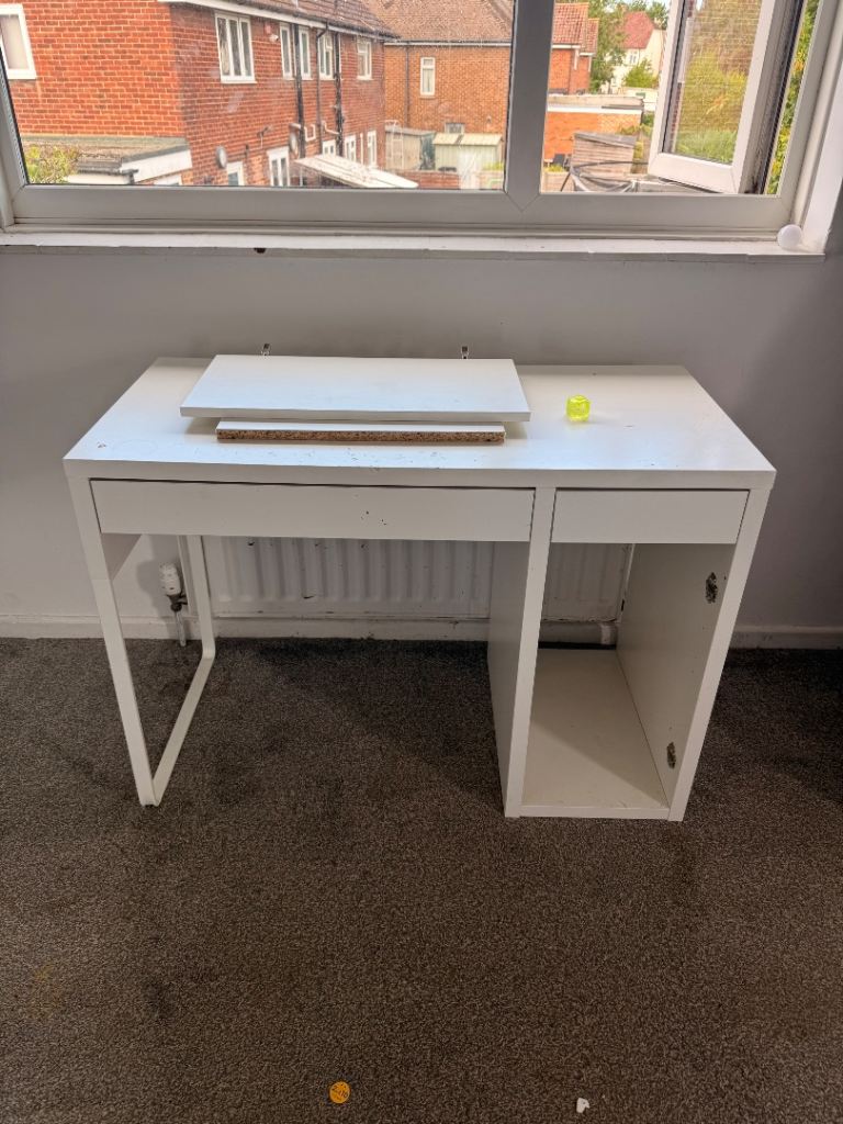 White Desk with Drawer and Storage – Good Condition