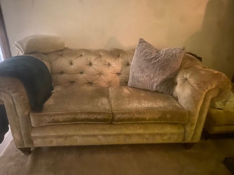 2 seater sofas 