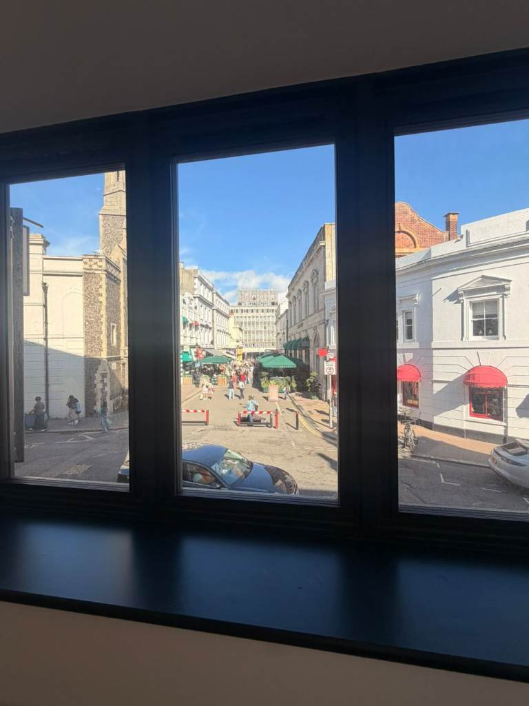 Rooms in the heart of the city 