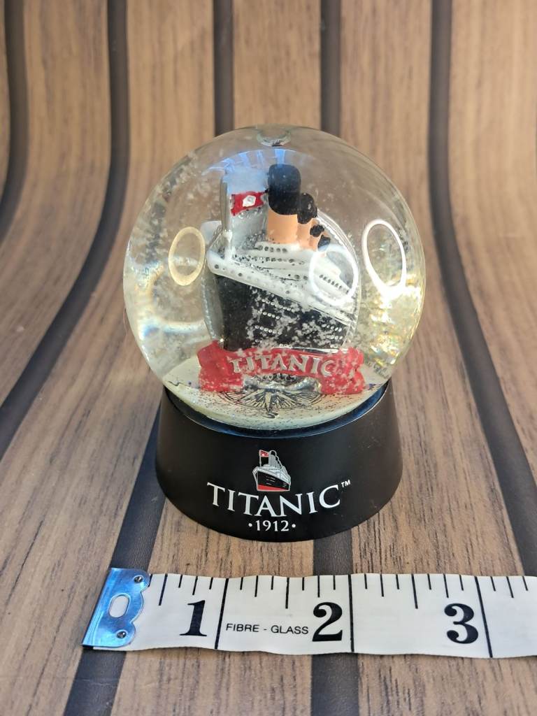 Vintage style TITANIC Ship Model Snow Globe Souvenir (glass).from the Museum. 1912