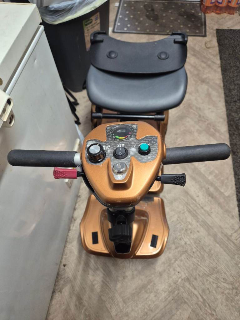 Drive folding lightweight mobility scooter 