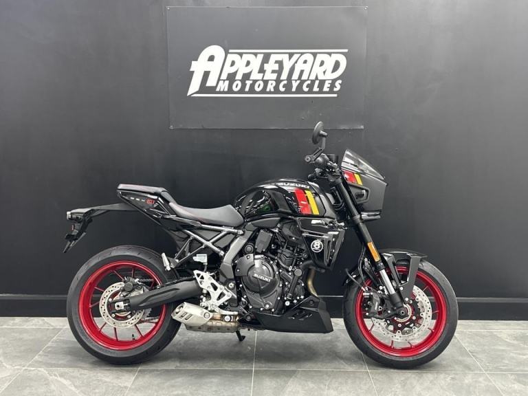 Suzuki GSX-8TT 2025