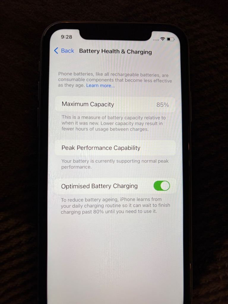 iPhone XR 64gb blue boxed with charger. Excellent condition 