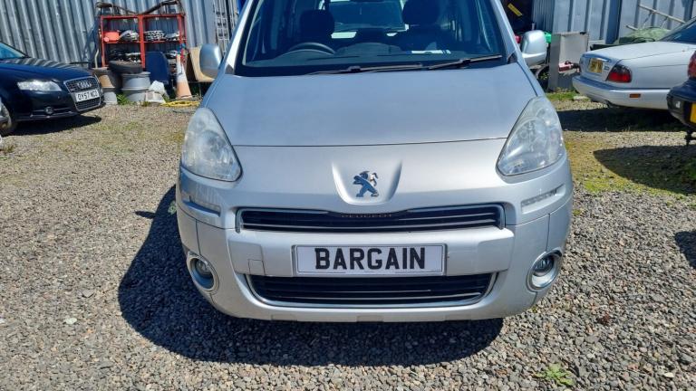 2014 Peugeot Horizon 1.6 HDi 92 S 5drWheelchair accessible.  Ramp. Low mileage,  2 keys. MPV Dies...