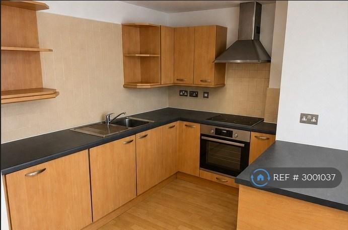 1 bedroom flat in Eastgate, Leeds, LS2 (1 bed) (#3001037)