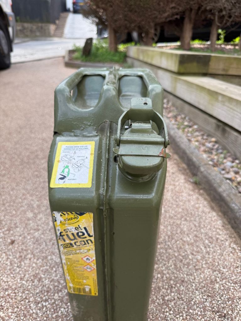 20 litre petrol/diesel can