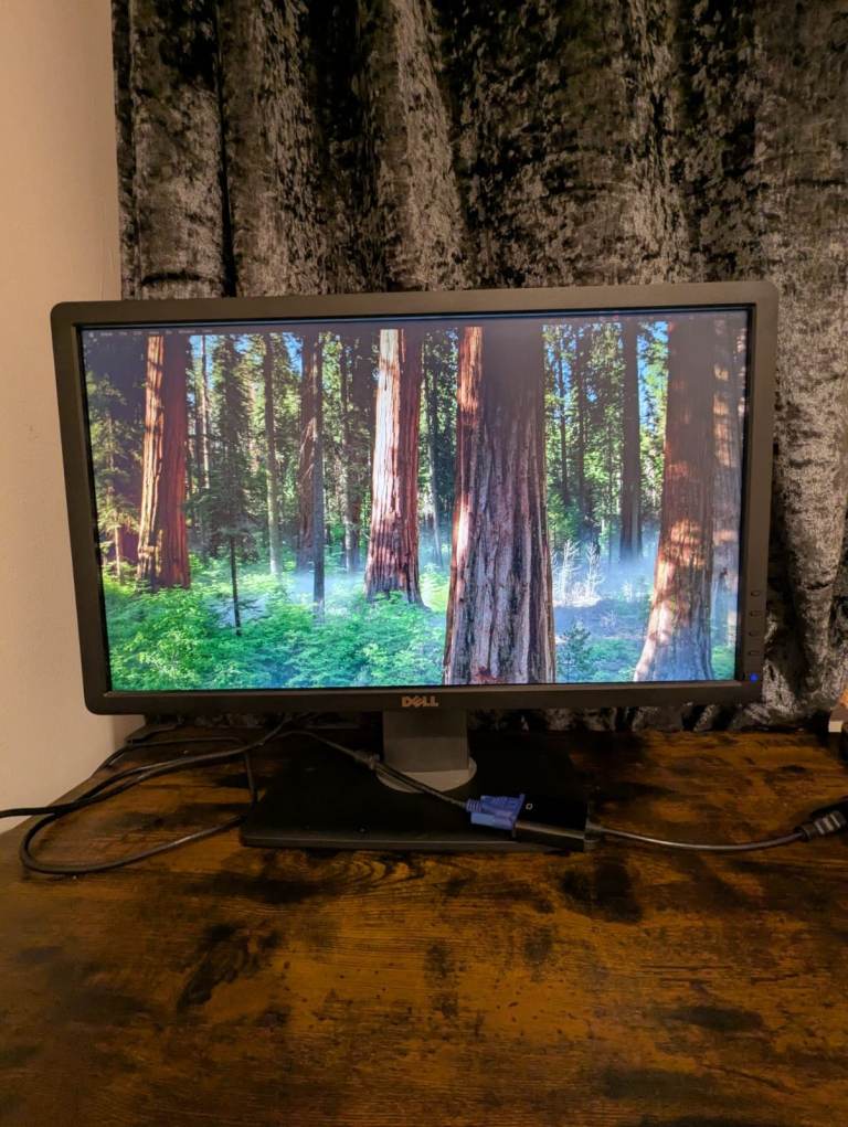 Dell monitor with stand and cables