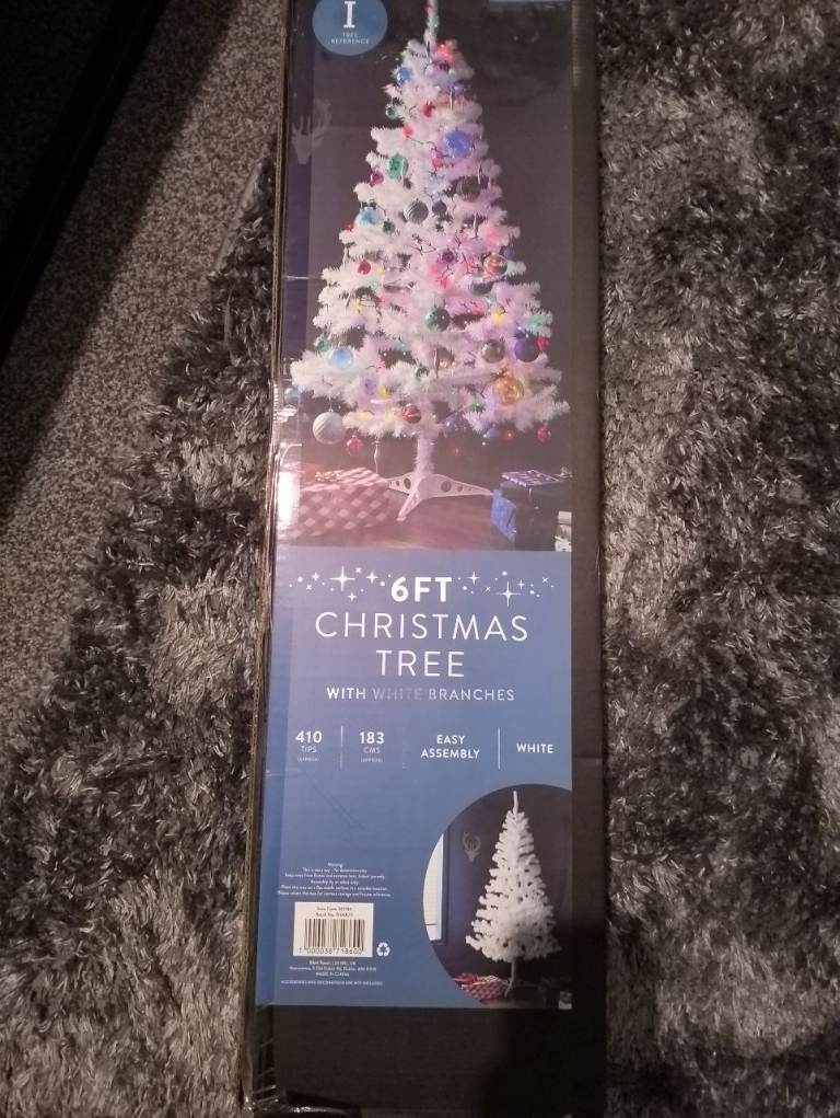 White Christmas tree