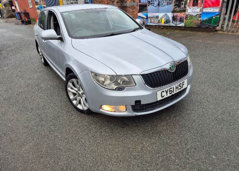 Skoda, SUPERB, Hatchback, 2012, Manual, 1598 (cc), 5 doors