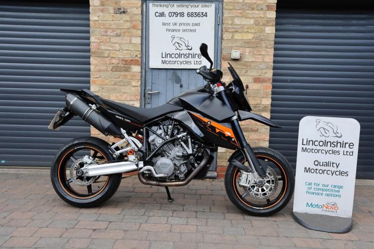 08 KTM 990 SM
