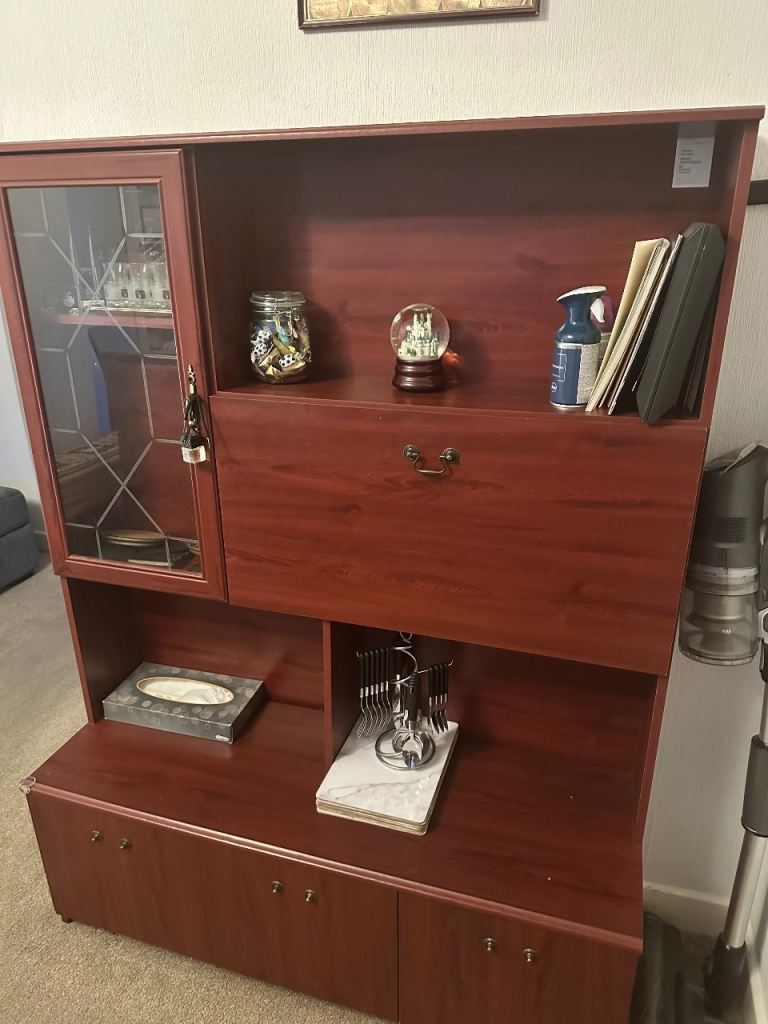 Mahogany side cabinet 