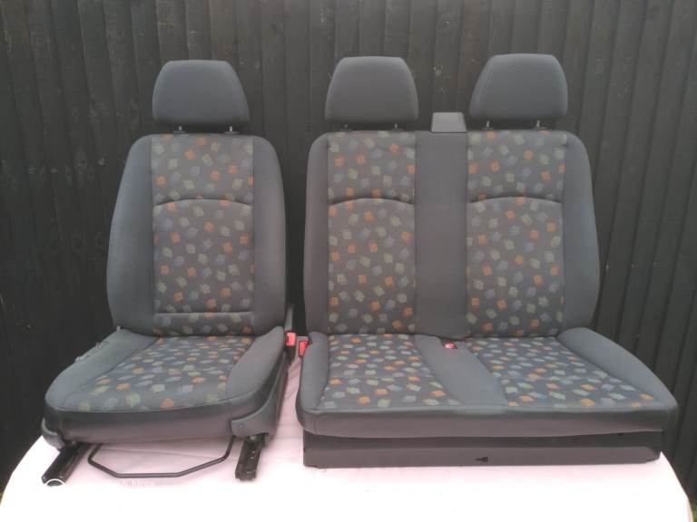 mercedes vito 2009 front seats driver and passanger 