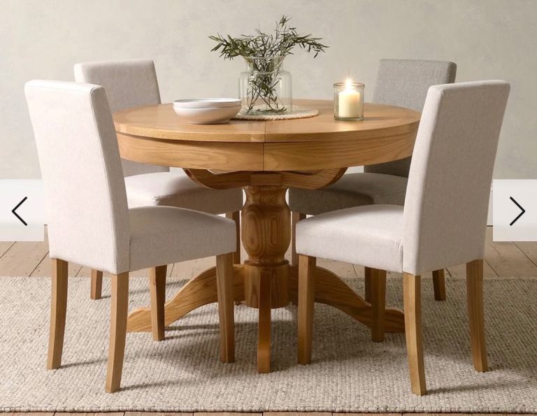Wanted: small extending oak dining table