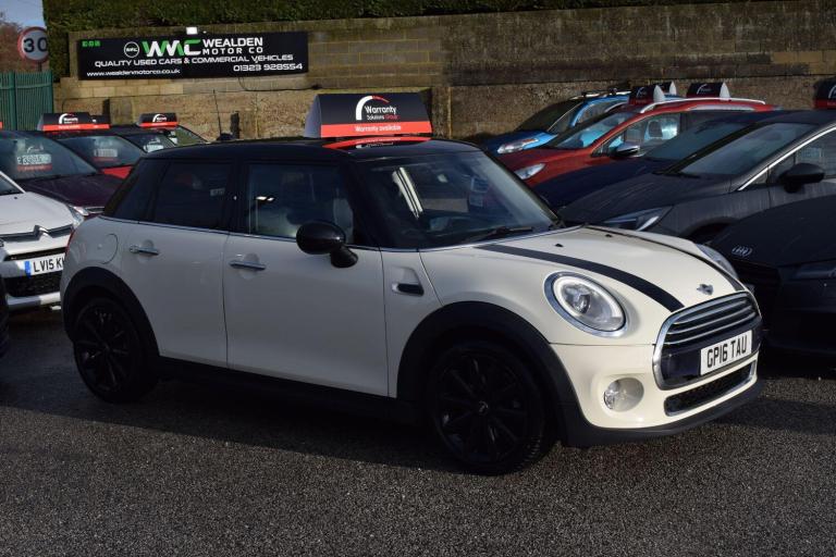 2016 MINI Hatch 1.5 Cooper Auto Euro 6 (s/s) 5dr HATCHBACK Petrol Automatic