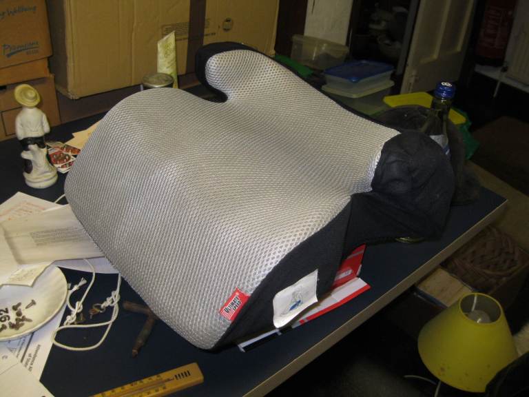 CAR CHILD BOOSTER SEAT TOTTENHAM N17 0NL