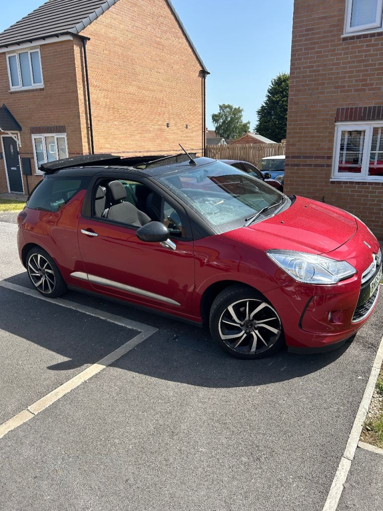DS, DS 3, Convertible, 2015, Manual, 1560 (cc), 3 doors