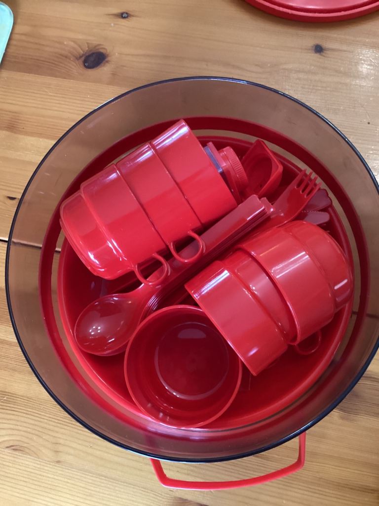 Picnic ware set