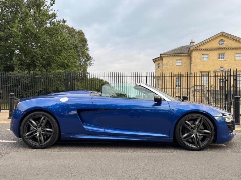 2015 Audi R8 5.2 FSI V10 Quattro 2dr S Tronic CONVERTIBLE PETROL Automatic